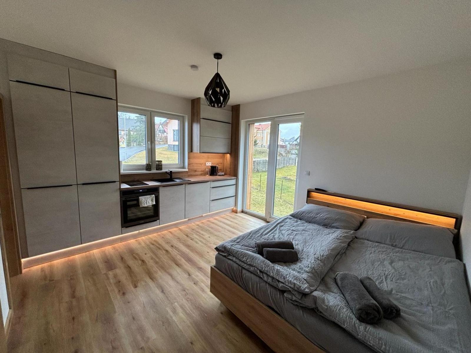 Apartmany U Plaze Lipna - Male Lipno Черна-в-Пошумави Экстерьер фото